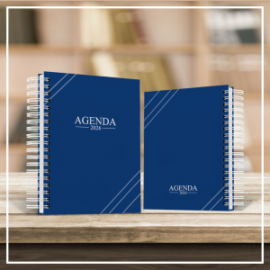 Agenda Clássica 2026 Capa Dura / Offset 75g 15x21cm Capa colorida / Miolo preto e branco. Brilho Wire-o Cartela de adesivos